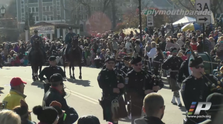 Thumbnail image for Americas Hometown Thanksgiving Parade 18